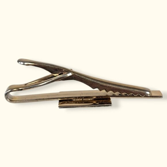 (2/$20) Vintage Shell Accent Tie Clip - Picture 4 of 6